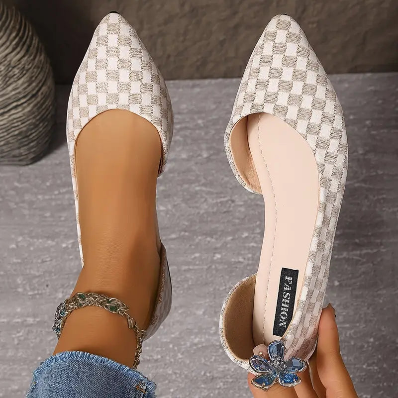 VEXA | Elegante Spitse Ballerina’s met Luxe Textuur