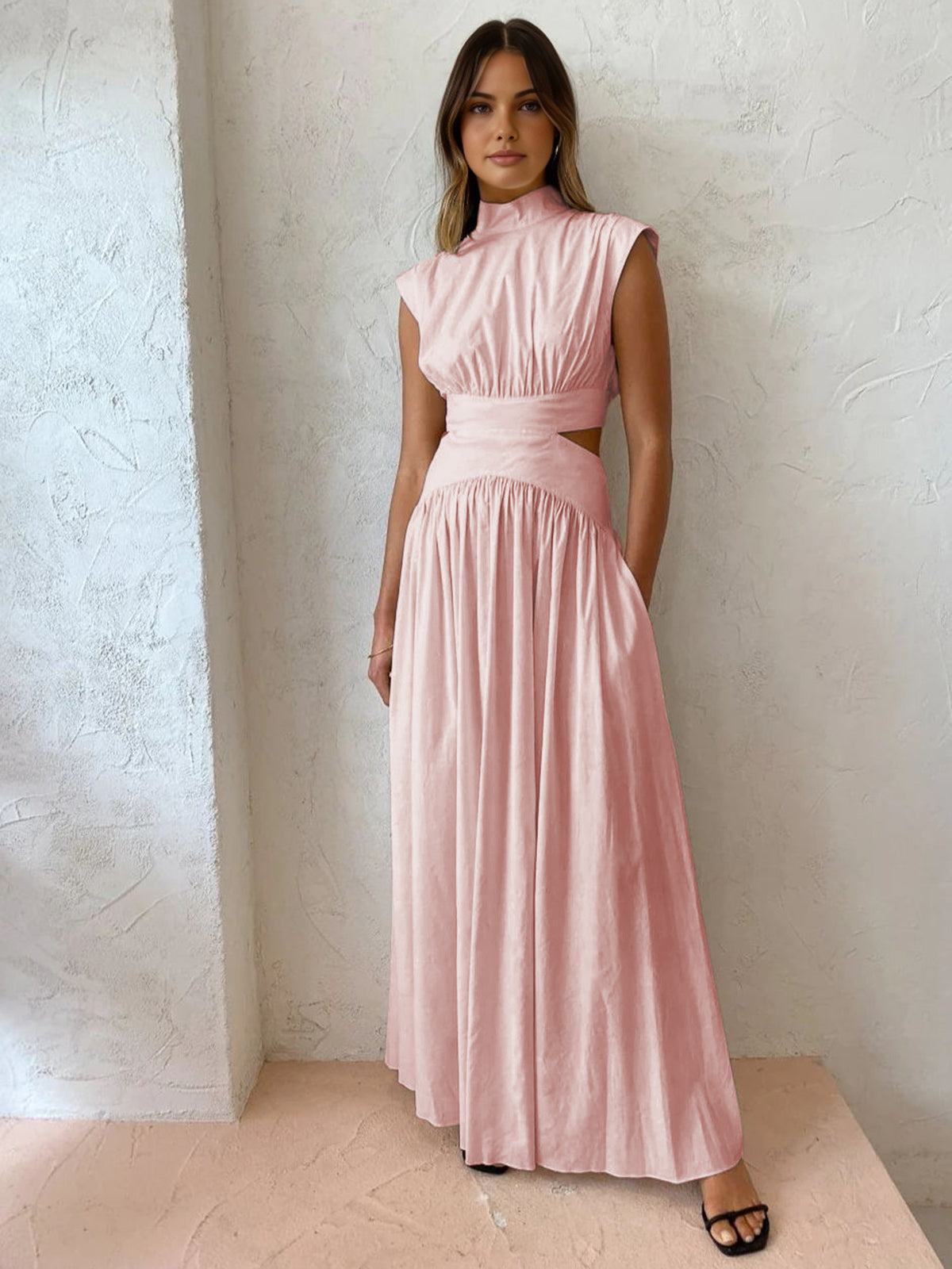 MARCELINA | Elegante maxi jurk met cut-out en plooidetail
