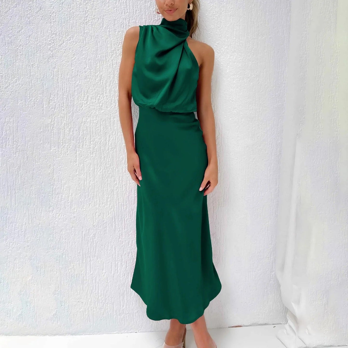 SILIA | Elegante Satijnen Halterjurk