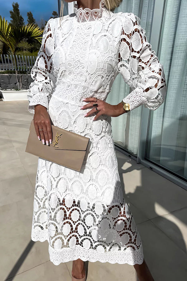 THAIS | Elegante Midi Jurk met Kantdetail & Luchtige Pasvorm