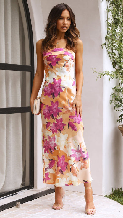 REBECA | Strapless Damesjurk met Elegante Snit
