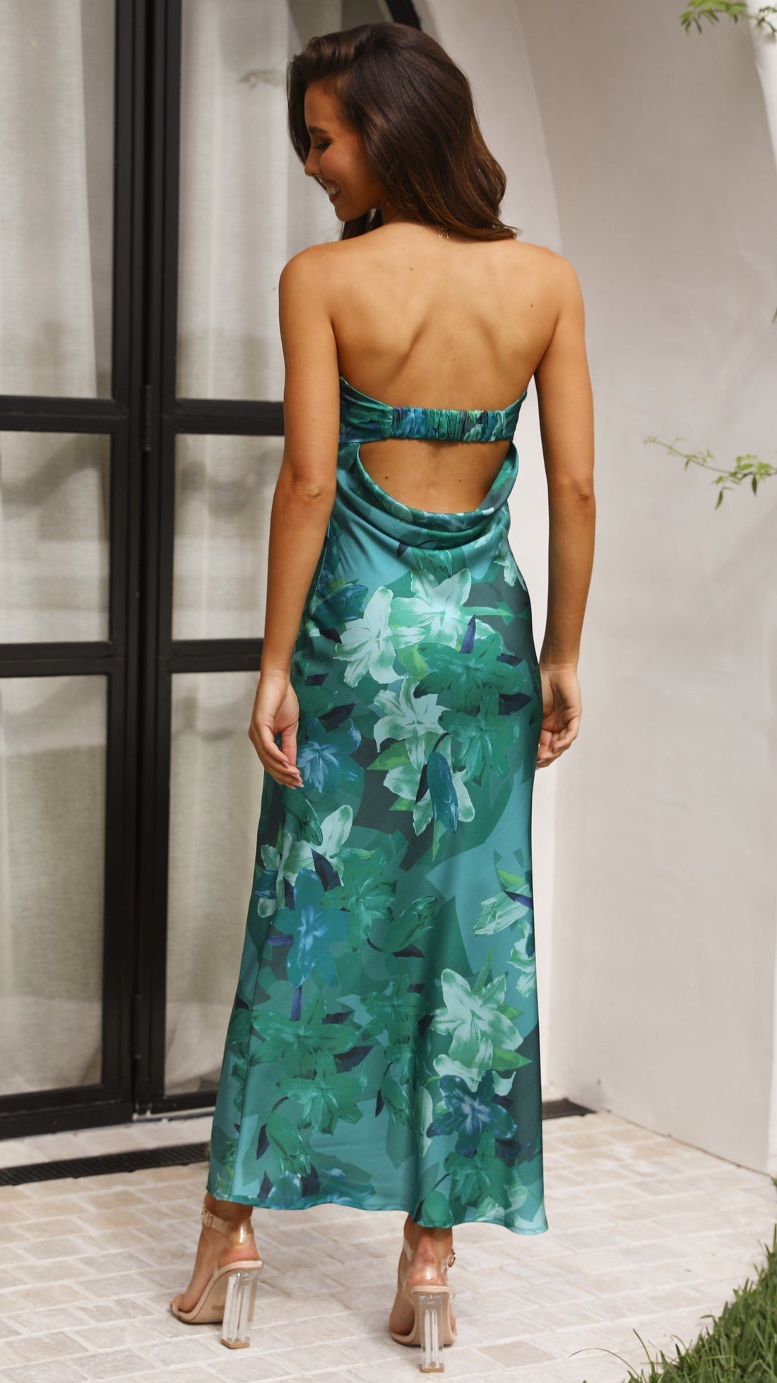 REBECA | Strapless Damesjurk met Elegante Snit