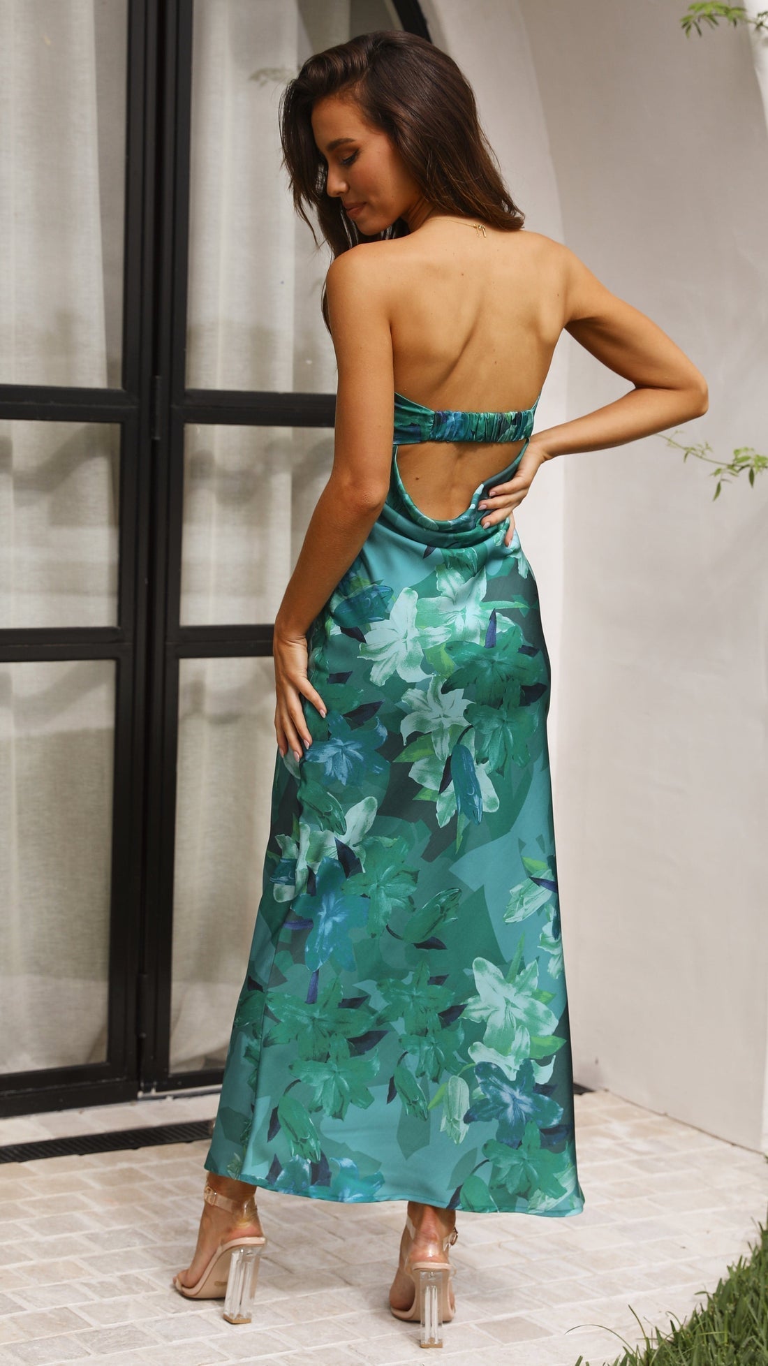 REBECA | Strapless Damesjurk met Elegante Snit