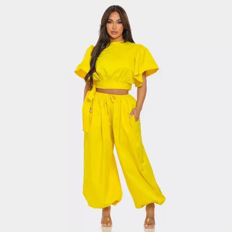 PAMELA | Statement Jogger Set met Peplum Details