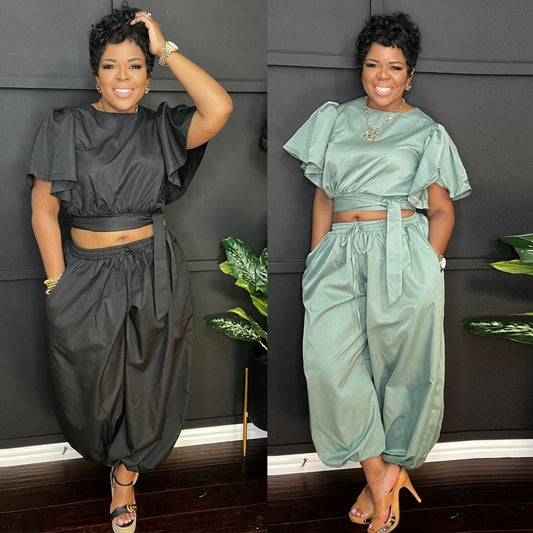 PAMELA | Statement Jogger Set met Peplum Details