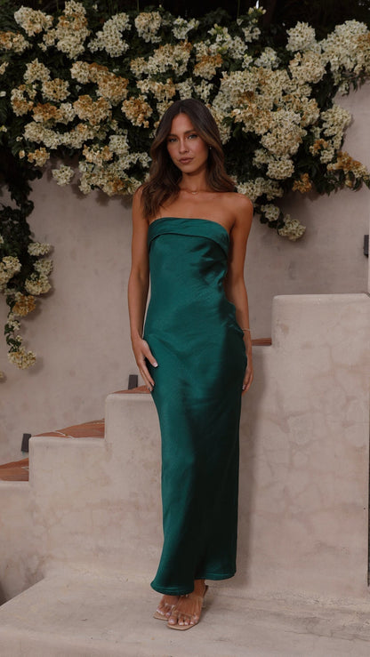 REBECA | Strapless Damesjurk met Elegante Snit