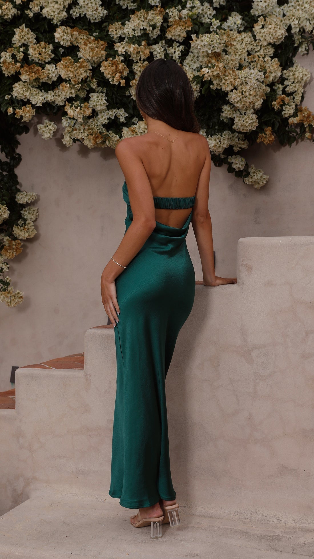 REBECA | Strapless Damesjurk met Elegante Snit