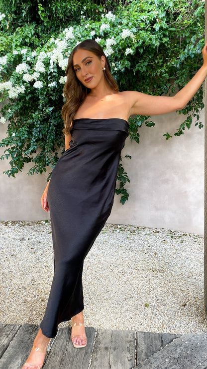 REBECA | Strapless Damesjurk met Elegante Snit