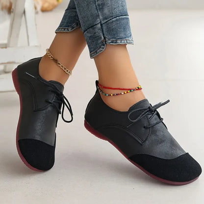 ELVESSA | Modieuze Tweekleurige Veterschoenen – Elegant & Veelzijdig