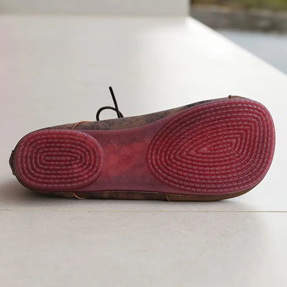 ELVESSA | Modieuze Tweekleurige Veterschoenen – Elegant & Veelzijdig