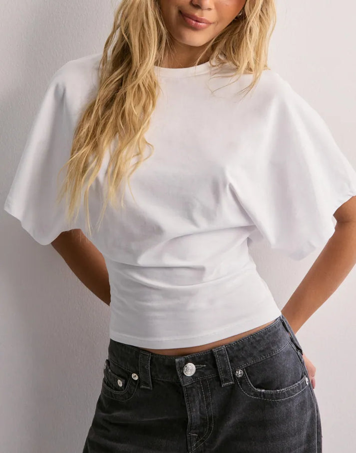 DANIELLE | Elegant Getailleerde Top met Moderne Snit