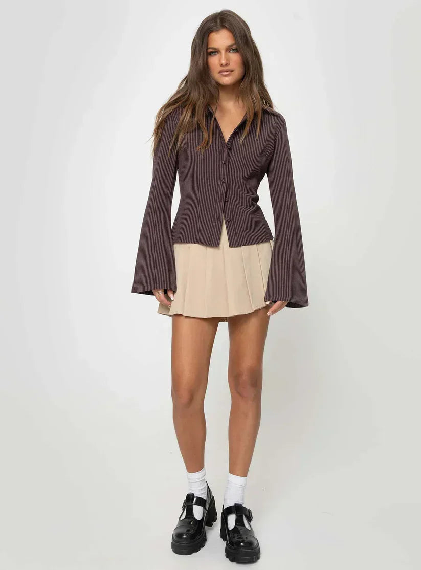 LEAH | Getailleerde blouse met flared mouwen